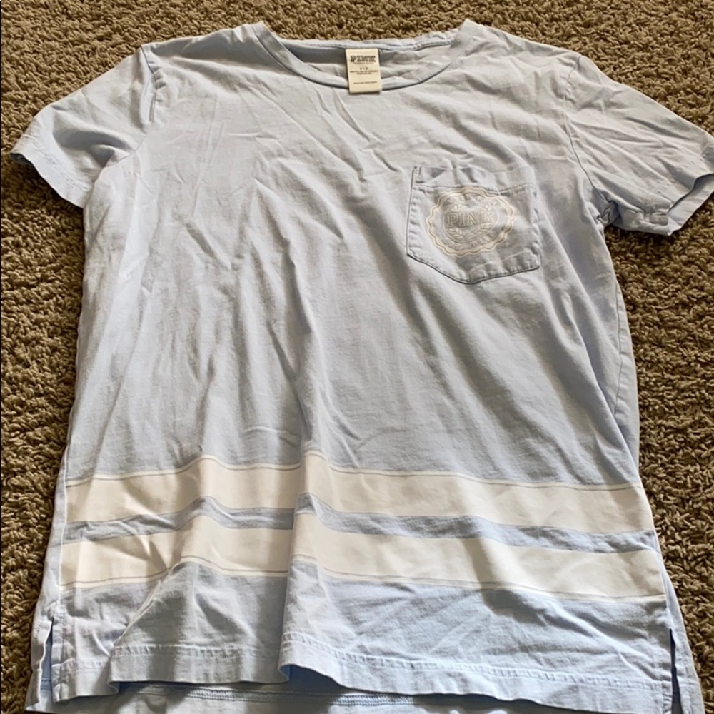 VS pink tshirt